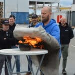 professioneel blussen van brand met juiste technieken